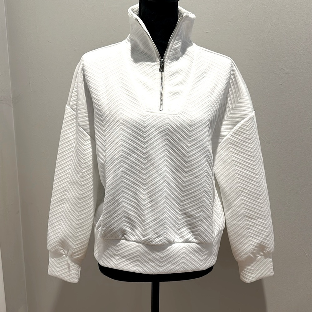 Zak&Rachel Weekend Design White Zip Sweater Size S New W/Tags